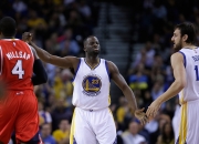 开云体育app-老鹰客场失利，战绩下滑势不可挡的简单介绍