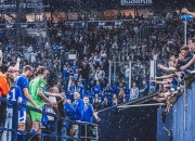 开云体育登录-竞技激烈，足球场上各队拼尽全力！