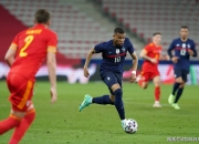 开云体育中国-法国队完胜日本队，波尔统治全场