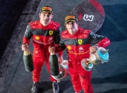 开云体育在线-红牛车队翻盘阿斯顿马丁，塞恩斯扛起全队