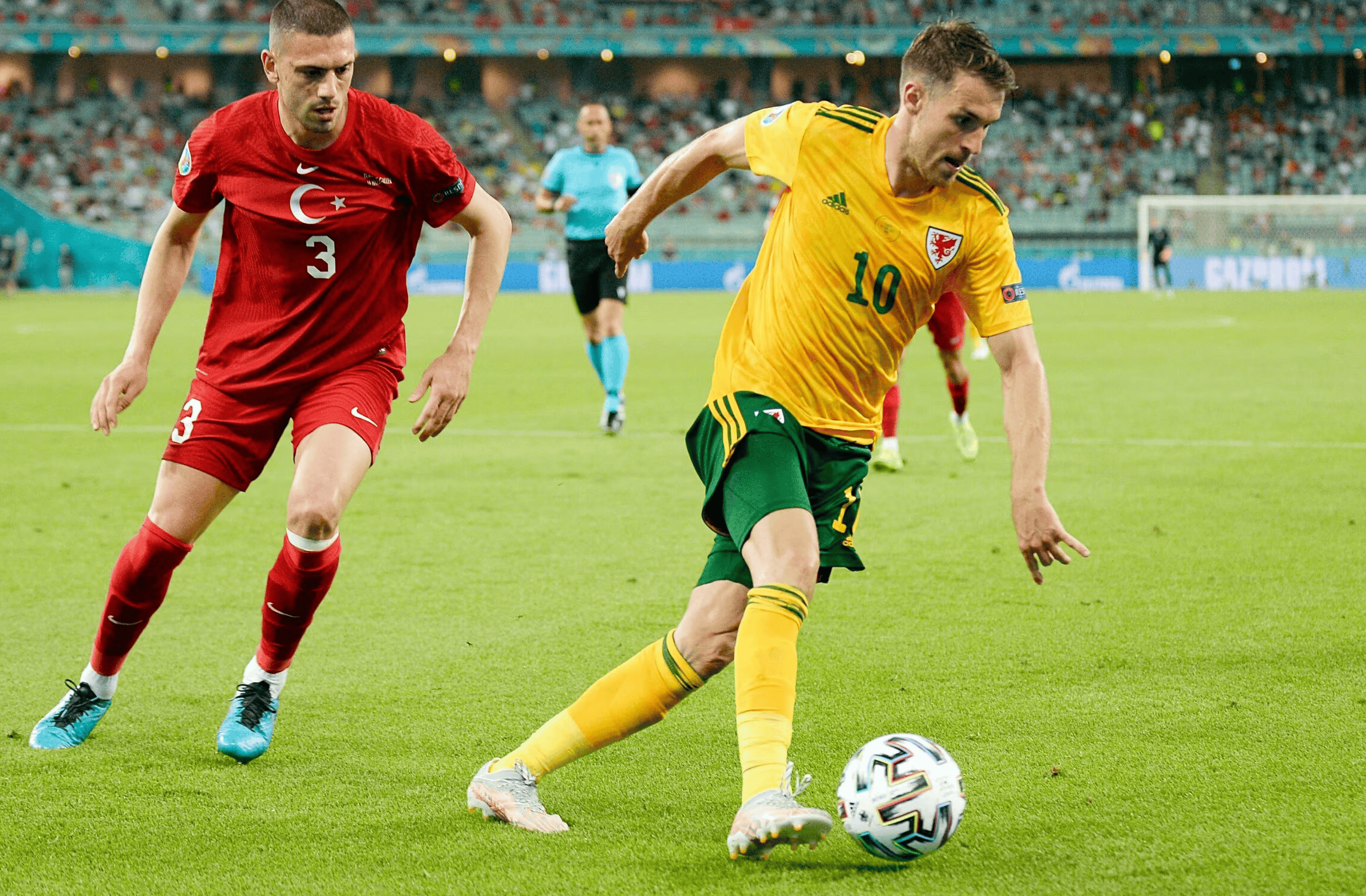 威尔士队狂胜对手，小组领先优势