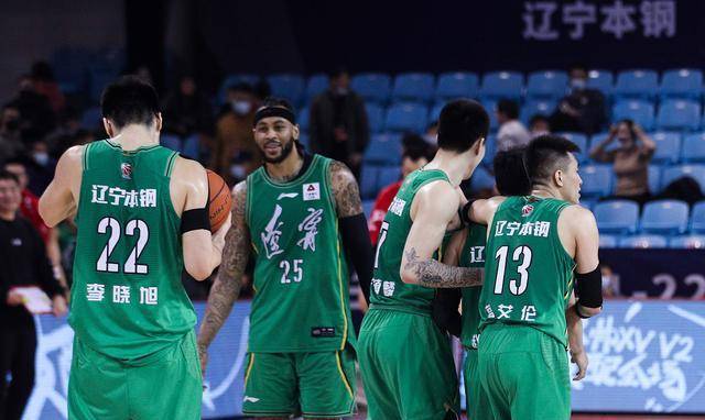 进攻火力全开,遥遥领先积分榜!的简单介绍 进攻火力全开,遥遥领先积分榜!的简单介绍