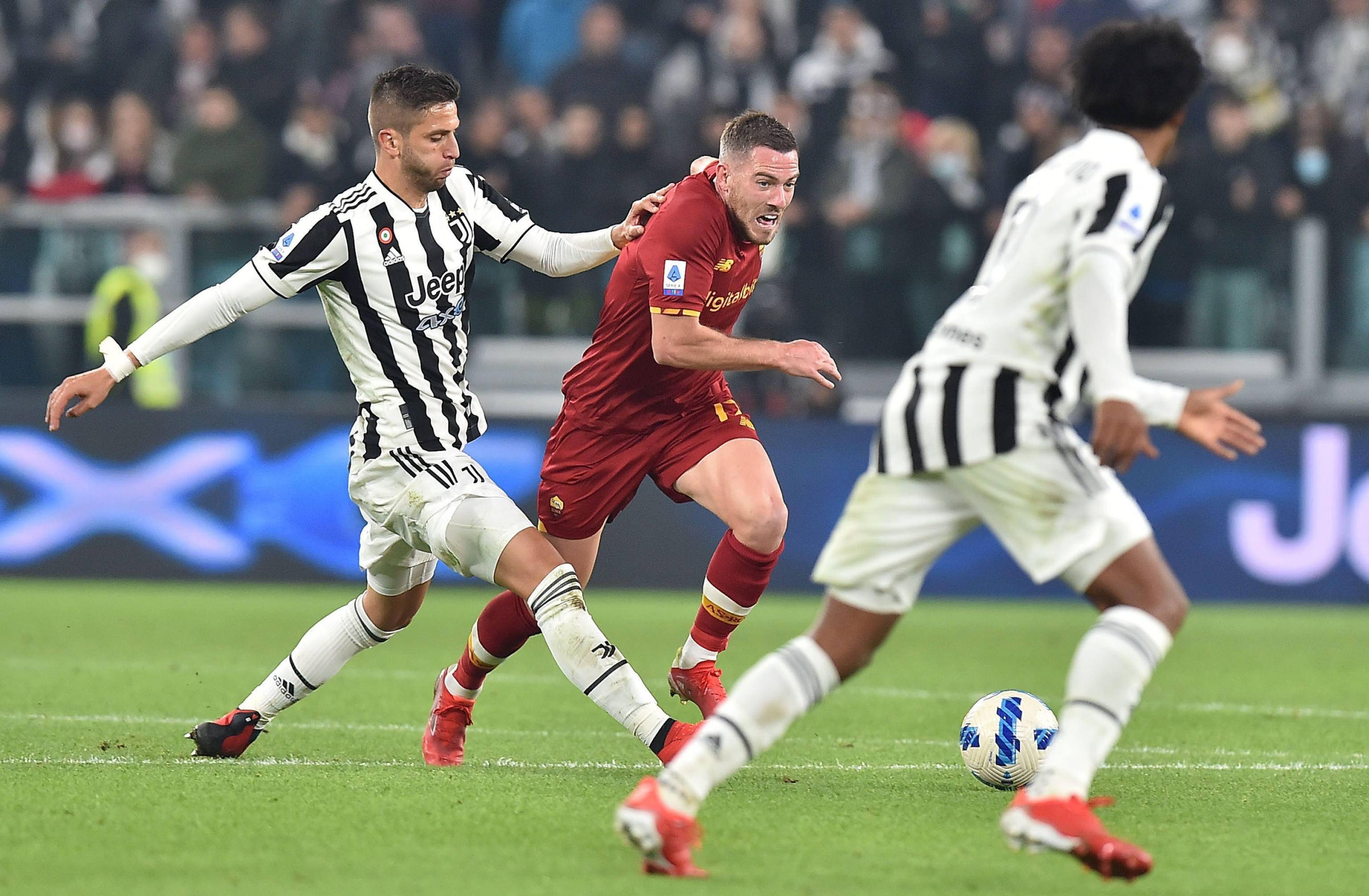 意甲劲旅罗马发布场上战术调整认真备战