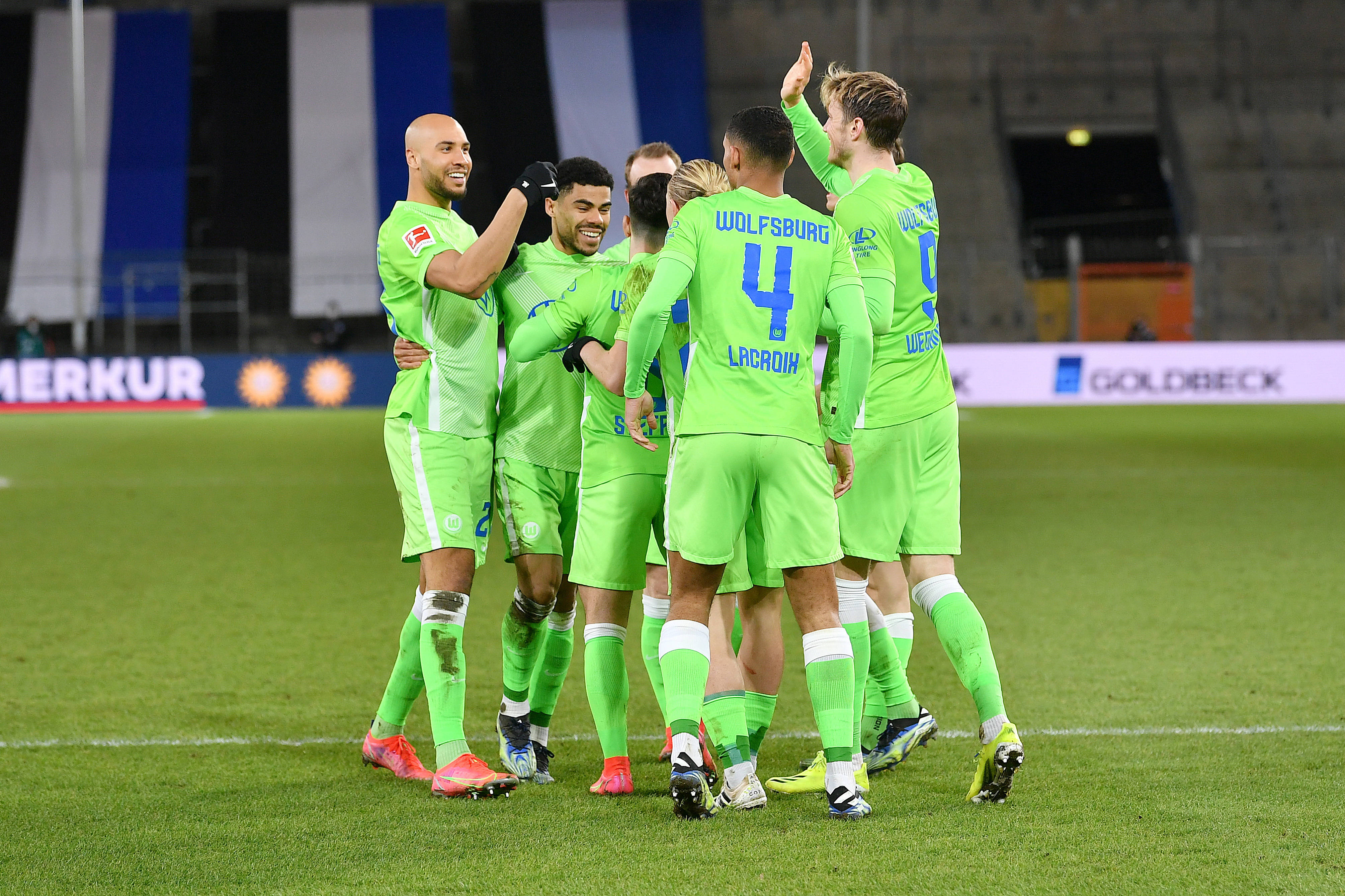 沃尔夫斯堡队成功战胜对手，提升排名的简单介绍