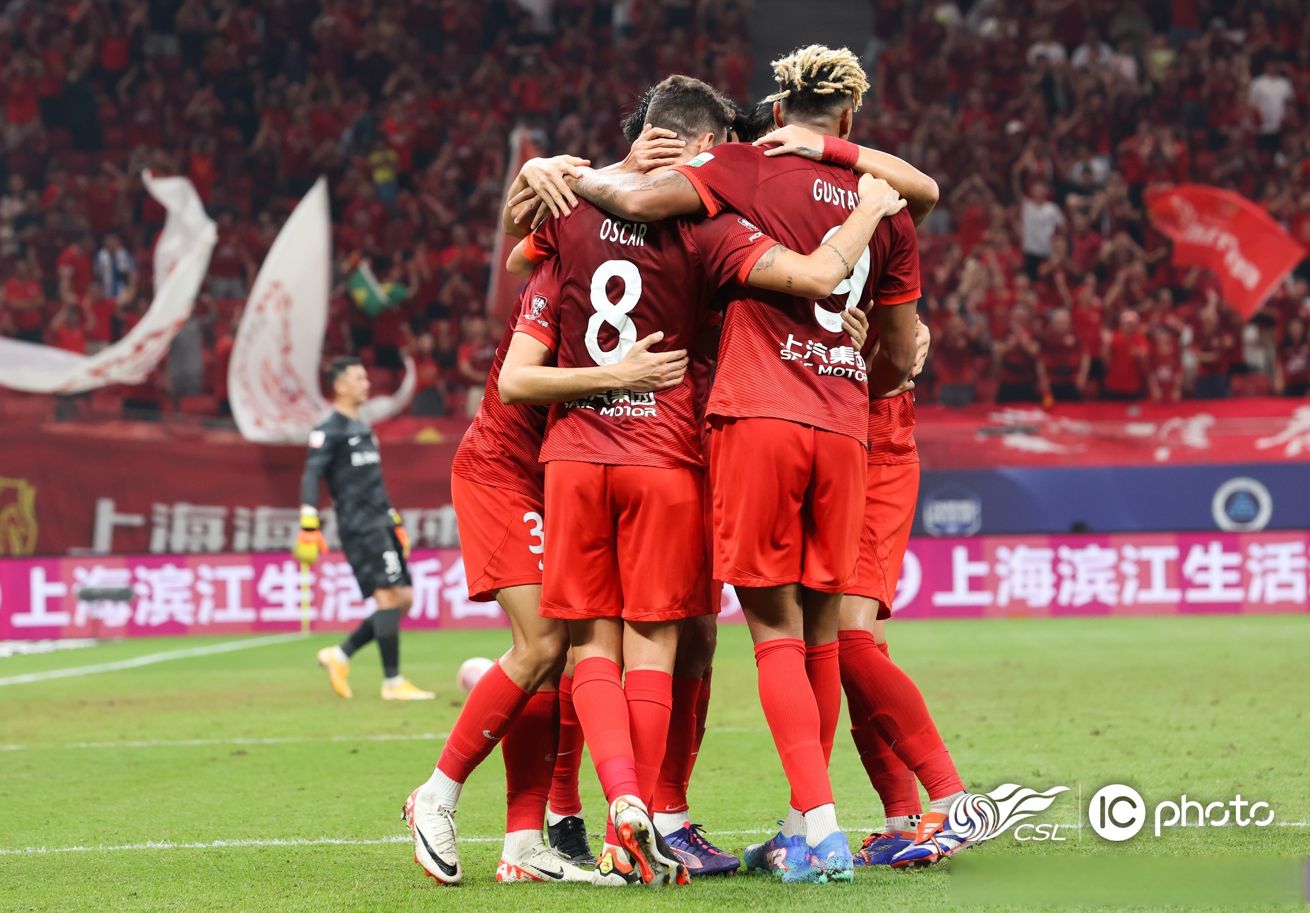 包含联赛精彩对决，实力相当对手胜负难分的词条