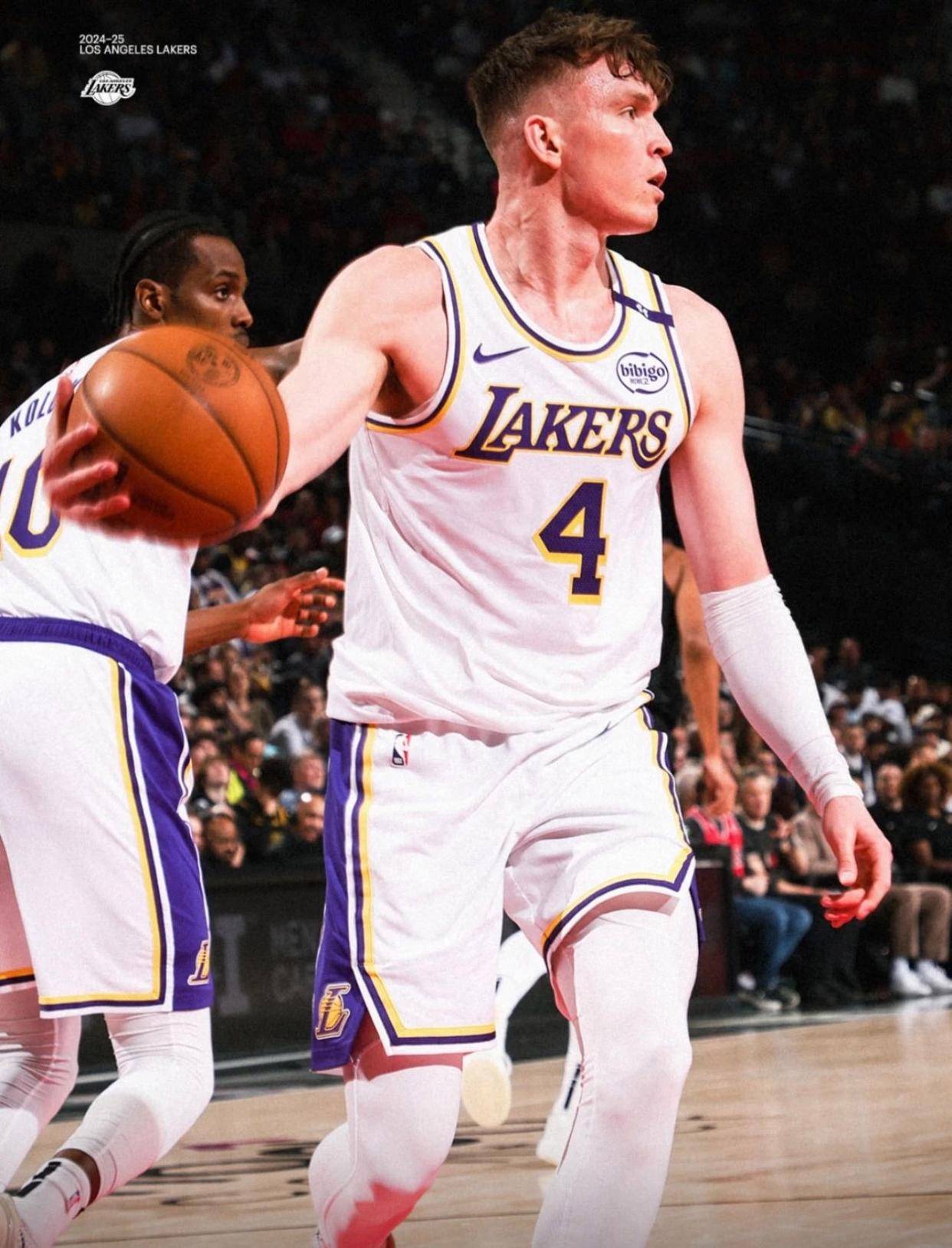 关于安东尼带领开拓者逆袭战胜湖人，取得重要胜利的信息