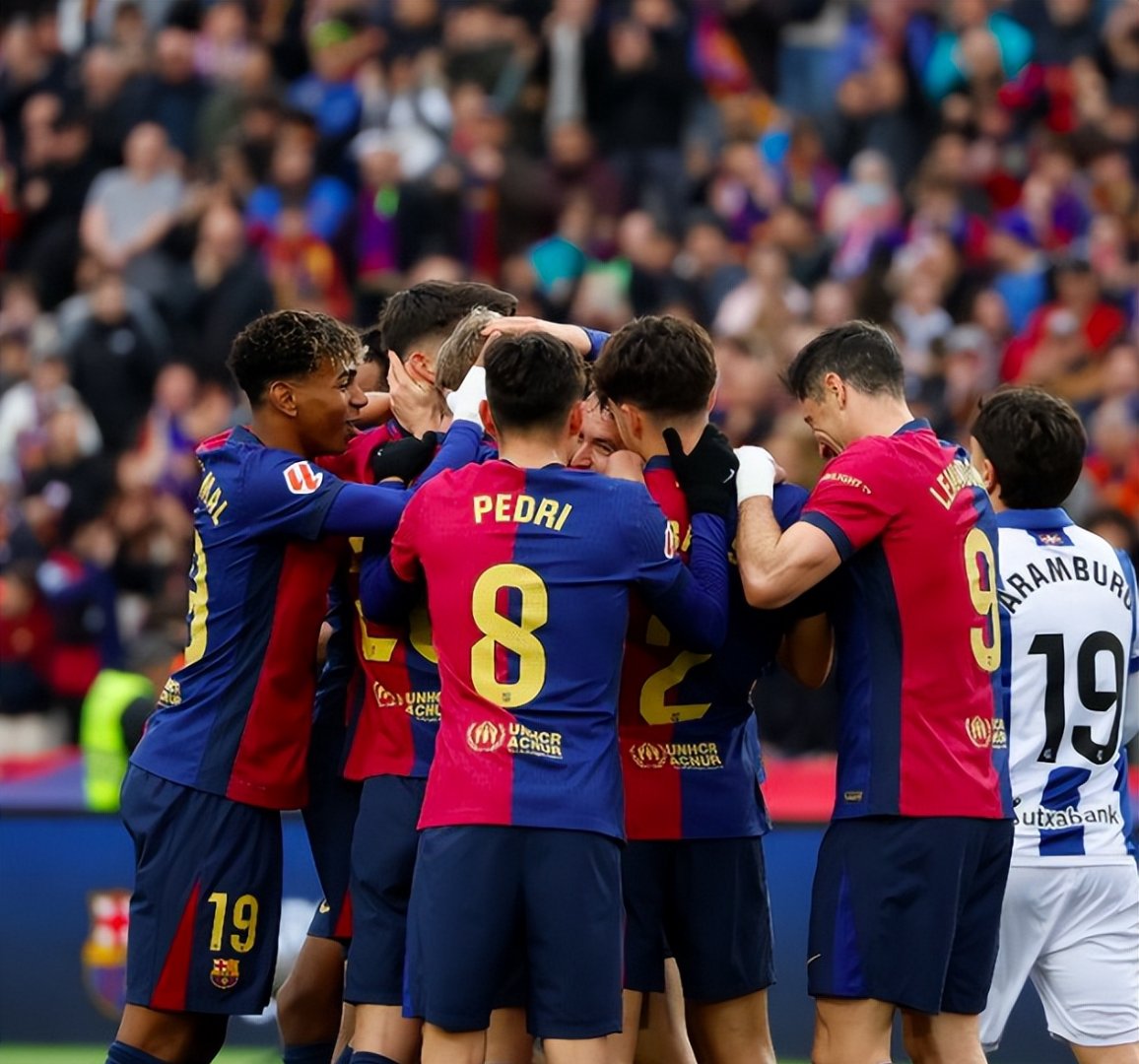 皇家社会主场迎战巴塞罗那,胜负难分 皇家社会主场迎战巴塞罗那,胜负难分