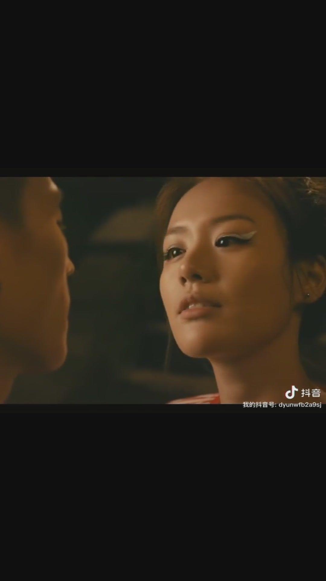 关于球场内外：女队精彩比赛高潮的信息