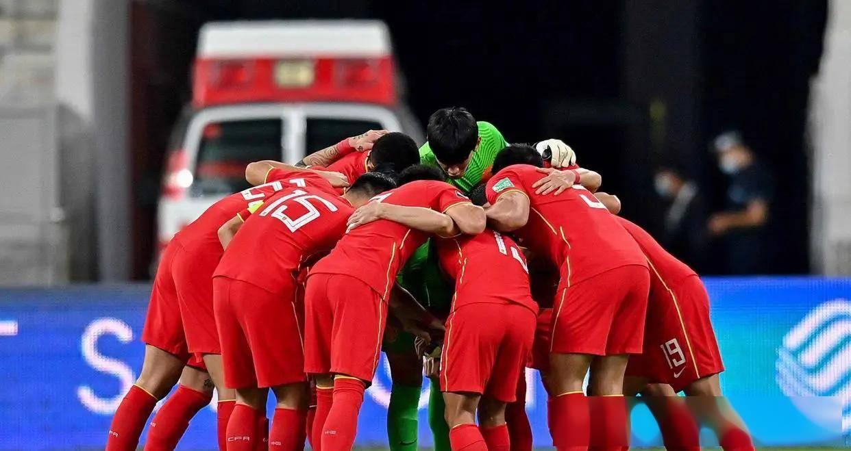 冠军之争:亚洲强队在赛场上展开激烈拼搏的简单介绍 冠军之争:亚洲强队在赛场上展开激烈拼搏的简单介绍