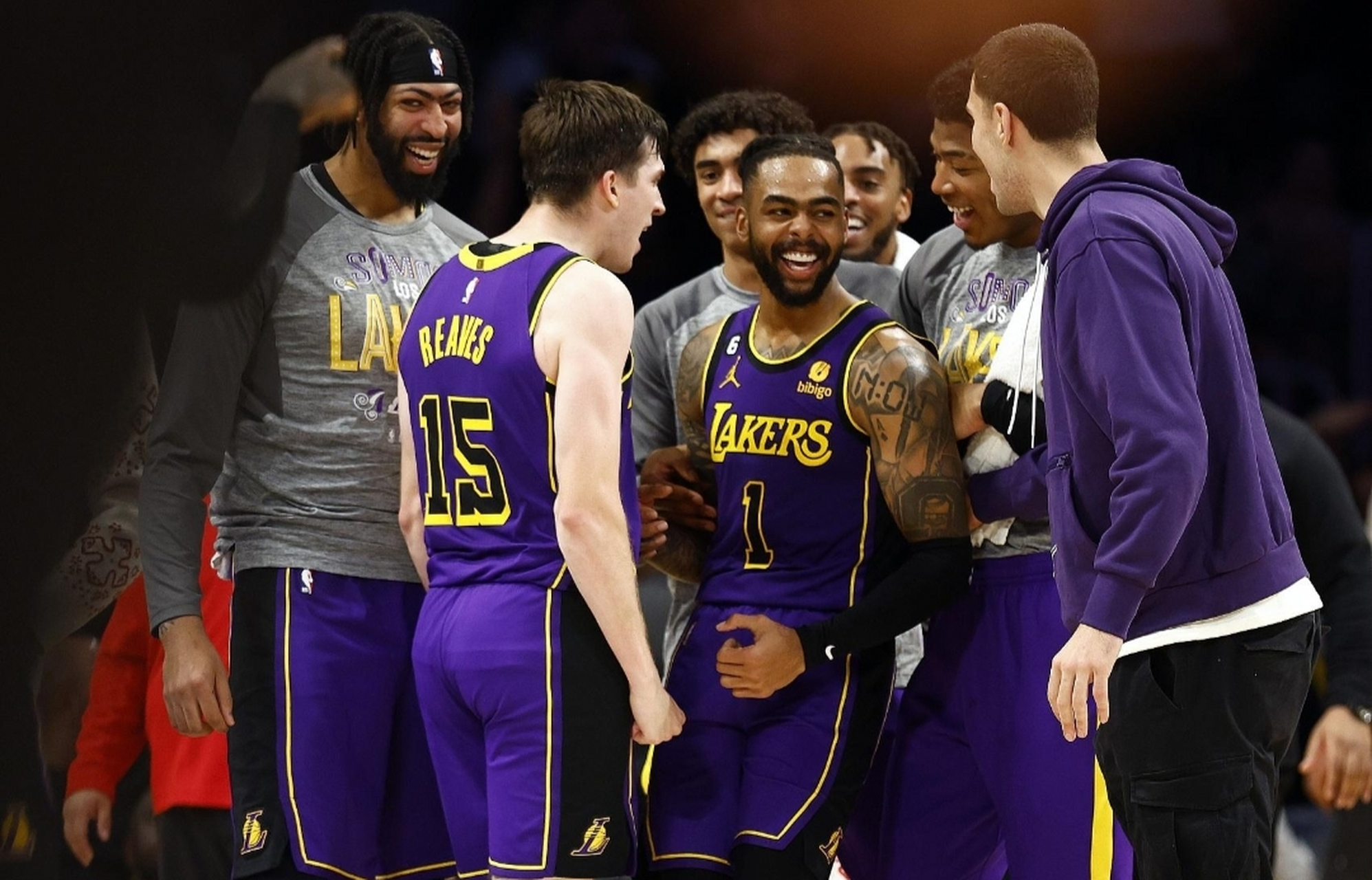 关于鹈鹕外线大爆发,突破强势对手防线的信息 关于鹈鹕外线大爆发,突破强势对手防线的信息