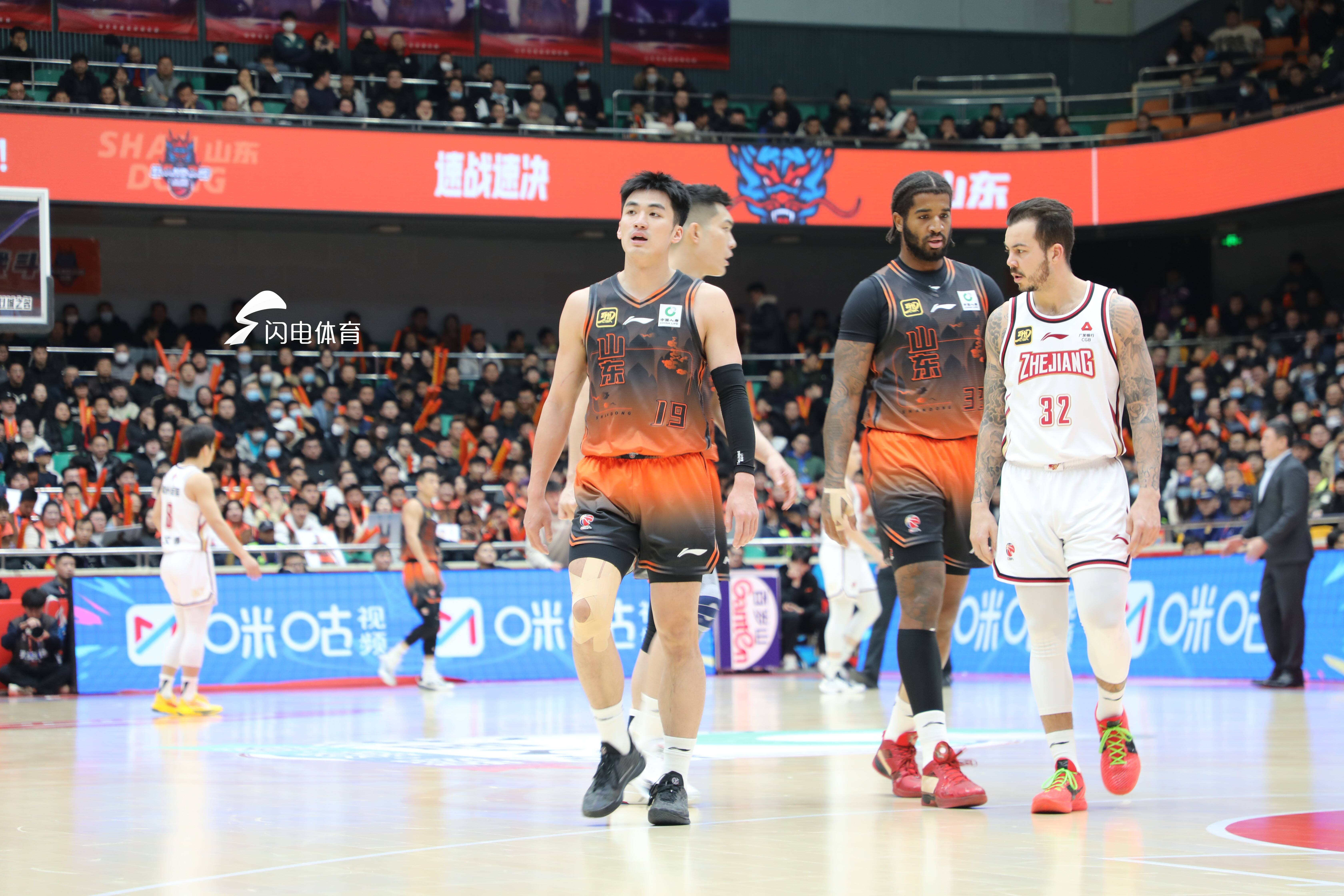 包含浙江男篮惊险战胜重庆保持势头的词条 包含浙江男篮惊险战胜重庆保持势头的词条