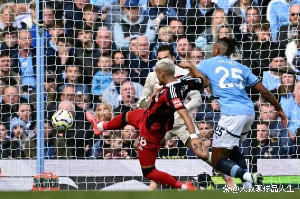 曼城客场不敌富勒姆，圣徒冲出降级区