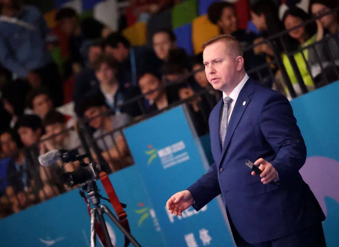 意大利队员喜获铜牌实现突破的简单介绍 意大利队员喜获铜牌实现突破的简单介绍