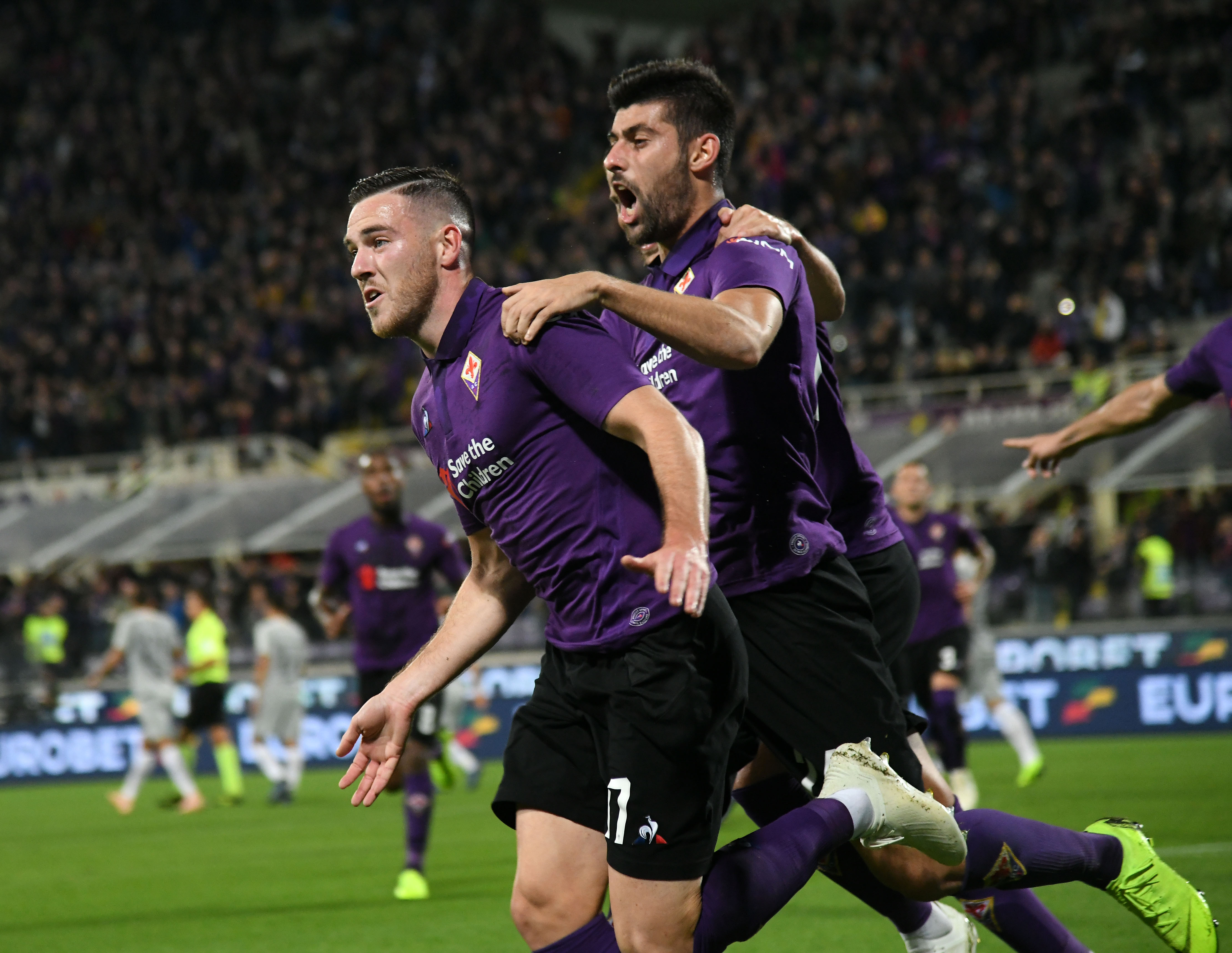 佛罗伦萨客场战平，保级形势暂时缓和