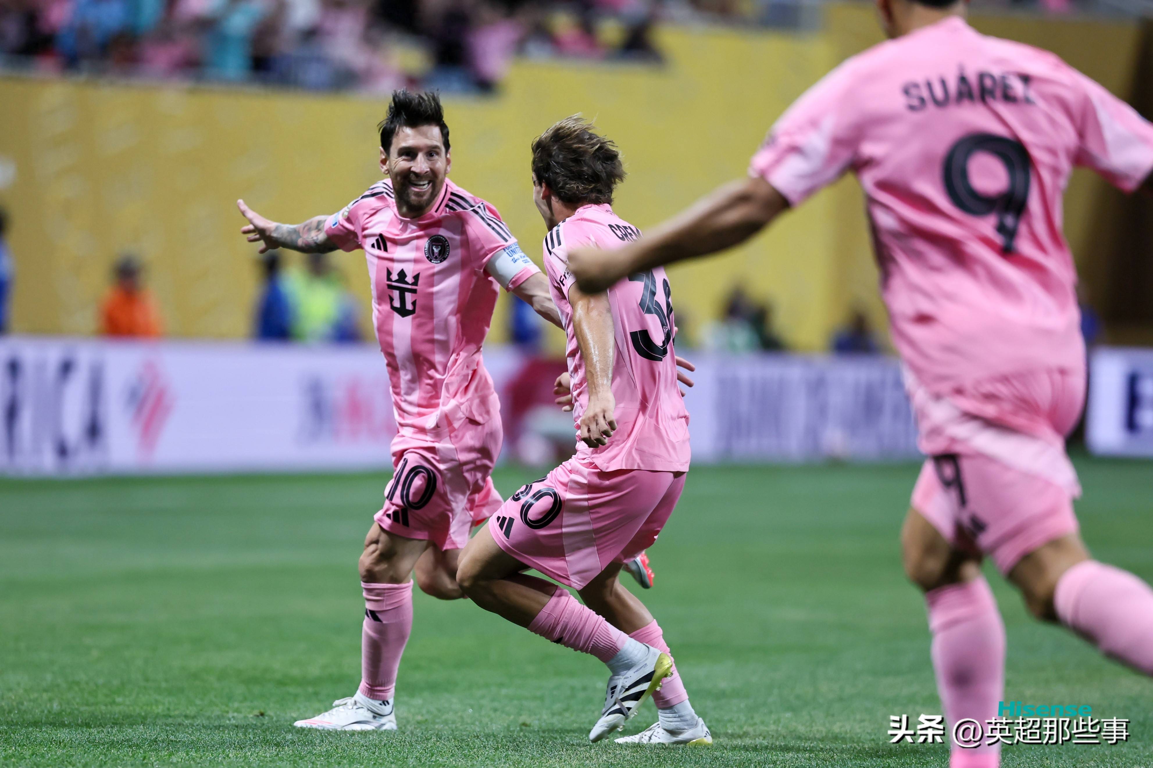 紧张较量！球队在国际赛事中压倒对手的简单介绍