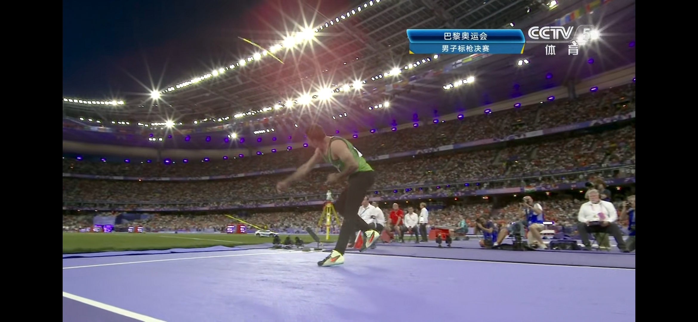 英国选手创下田径赛场地记录