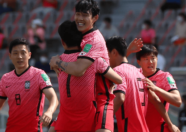 汉城FC首次晋级亚洲足球冠军赛四强的简单介绍