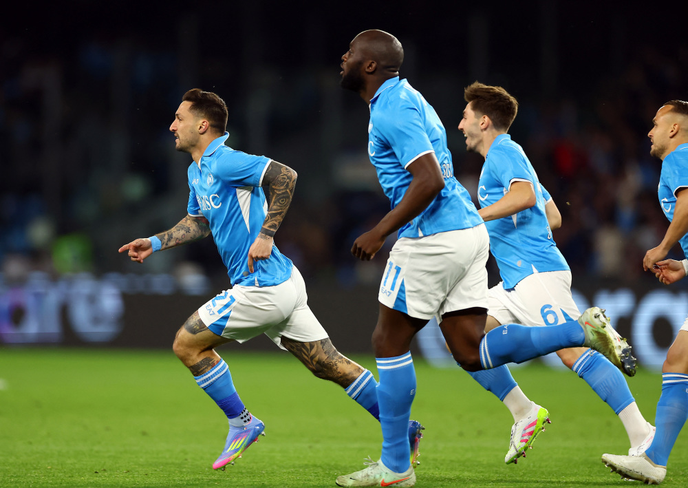 关于那不勒斯客场迎战AC米兰：胜负难料的信息