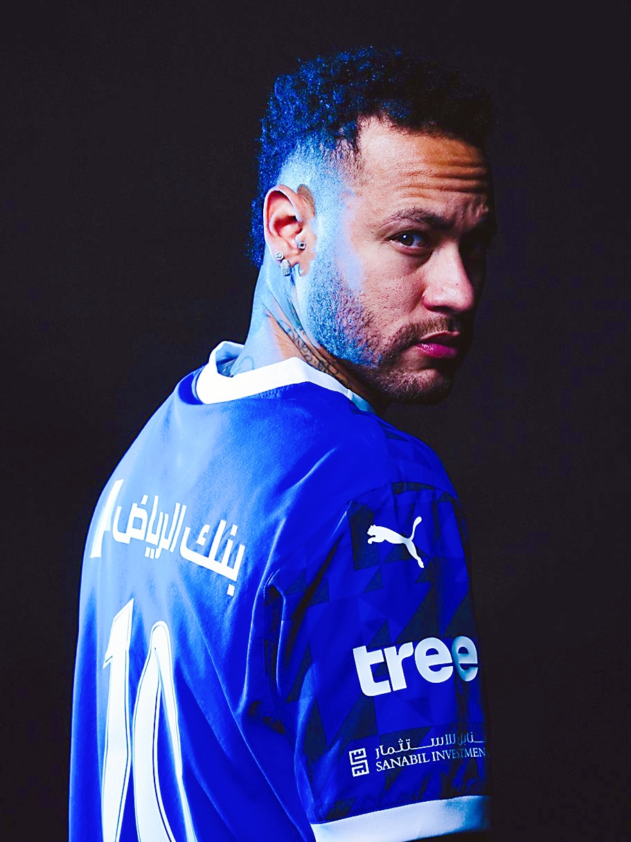 里尔球队关键球员伤愈复出，提升球队整体实力