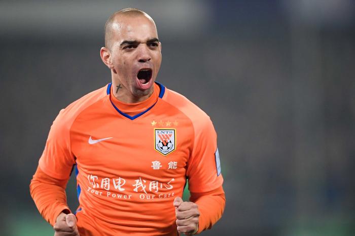 包含山东鲁能客场惨败,积分跌至中游位置的词条 包含山东鲁能客场惨败,积分跌至中游位置的词条