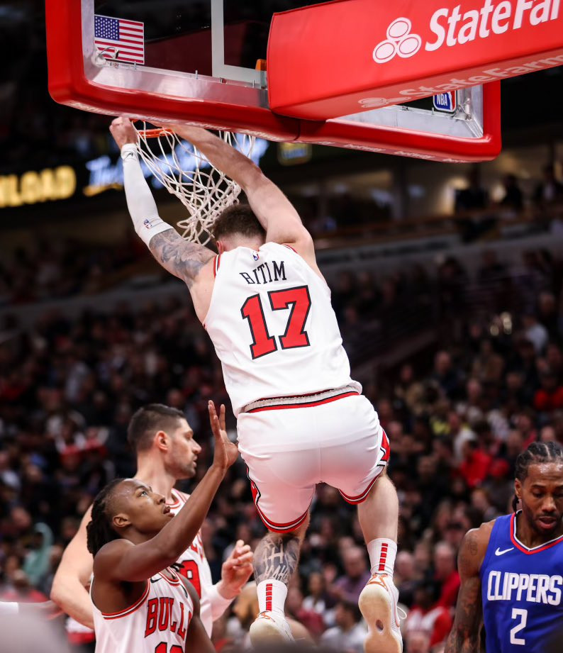 开拓者力克公牛，保持不败纪录