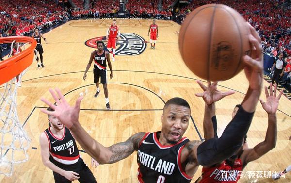 鹈鹕横扫广东队,浓眉哥带队取胜 鹈鹕横扫广东队,浓眉哥带队取胜