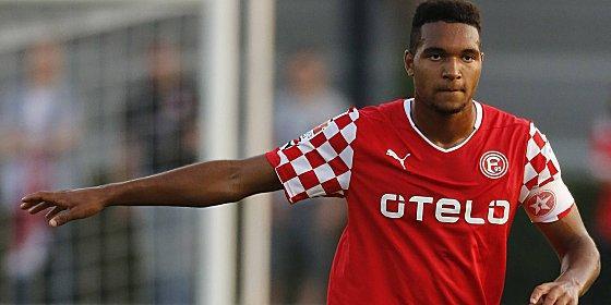 球队经理另辟蹊径，引援成果显著