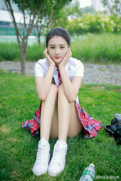 孤胆英雄与战术洪流，格列兹曼如何在西决生死战中撕裂乌拉圭防线