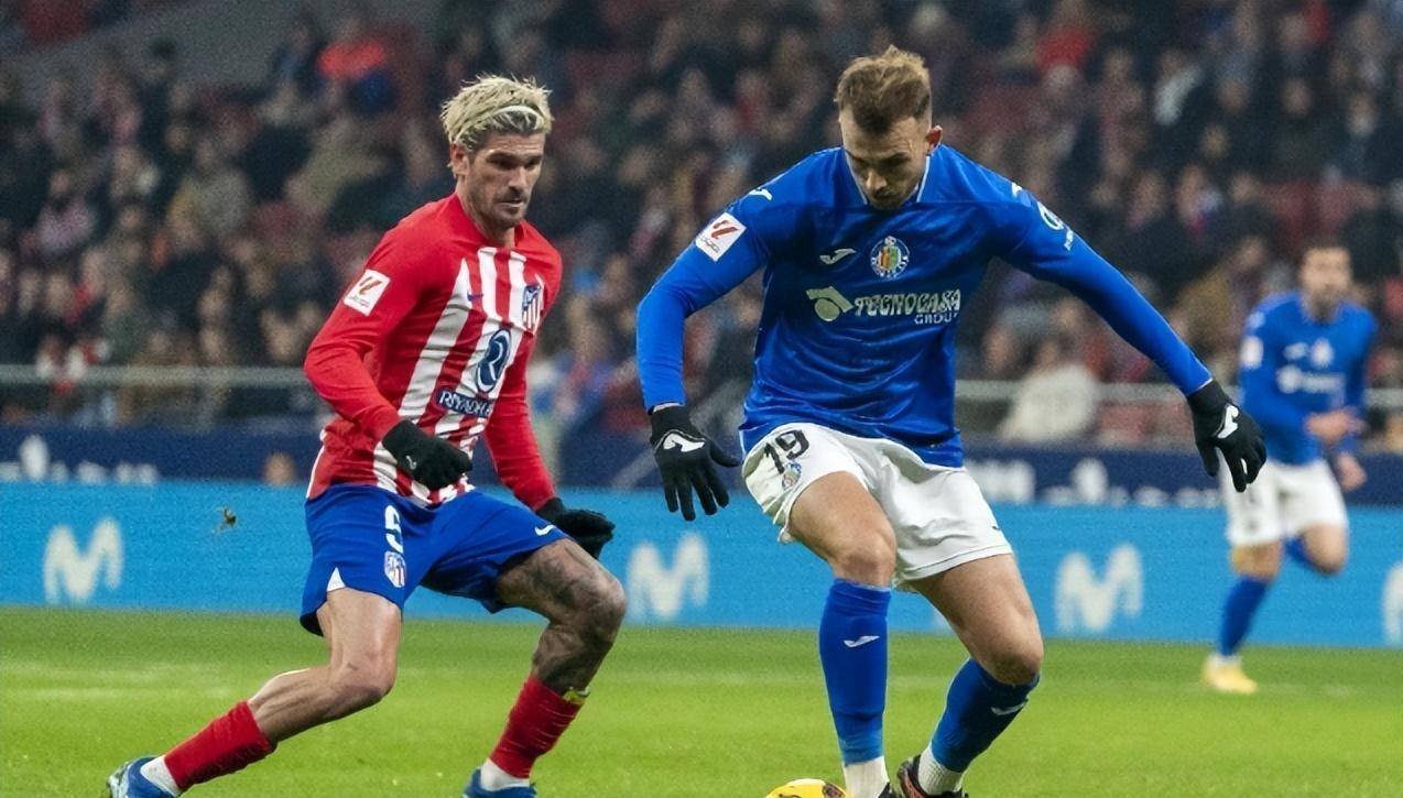 欧冠淘汰赛之夜，保罗展现巨星价值